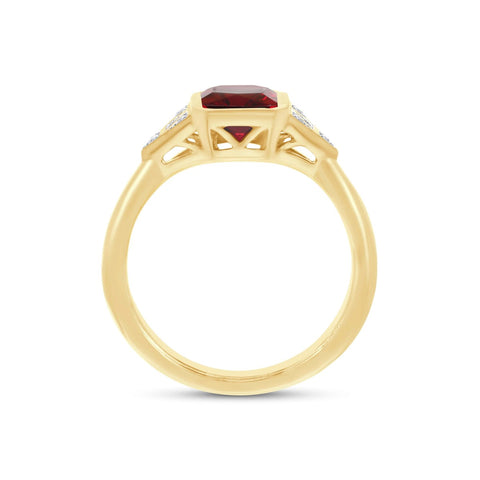 9ct Yellow Gold Garnet & Diamond Vintage Style Ring