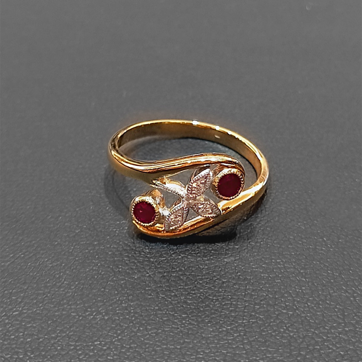 9ct Yellow Gold Ruby & Diamond Crossover Ring