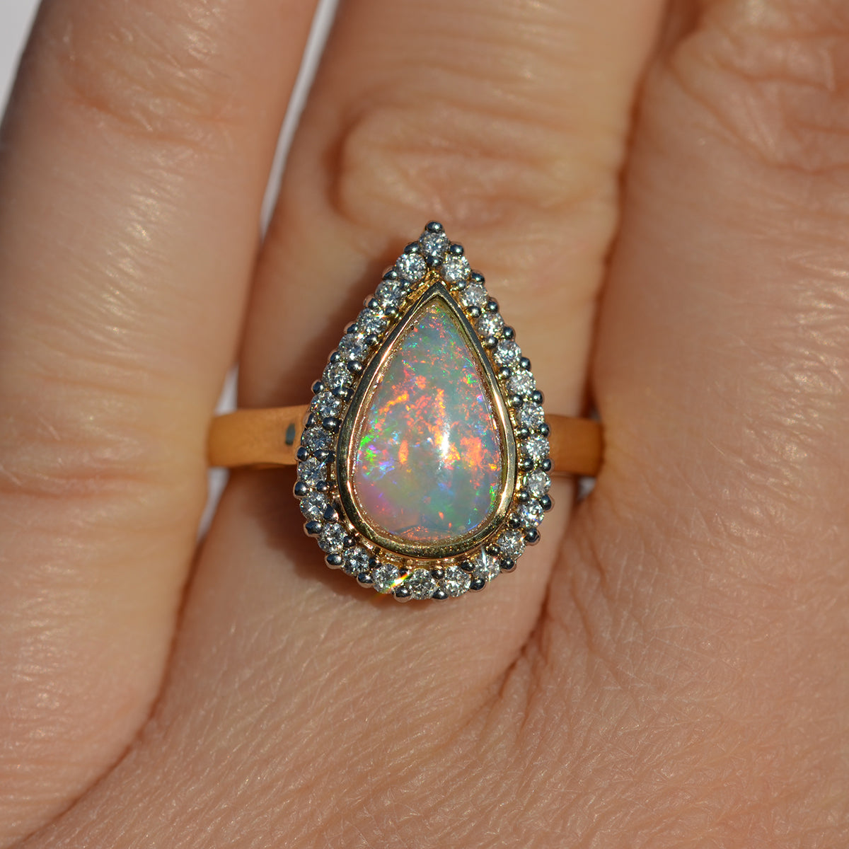 18ct Yellow Gold Australian Opal & Diamond Tear Drop Cluster Ring