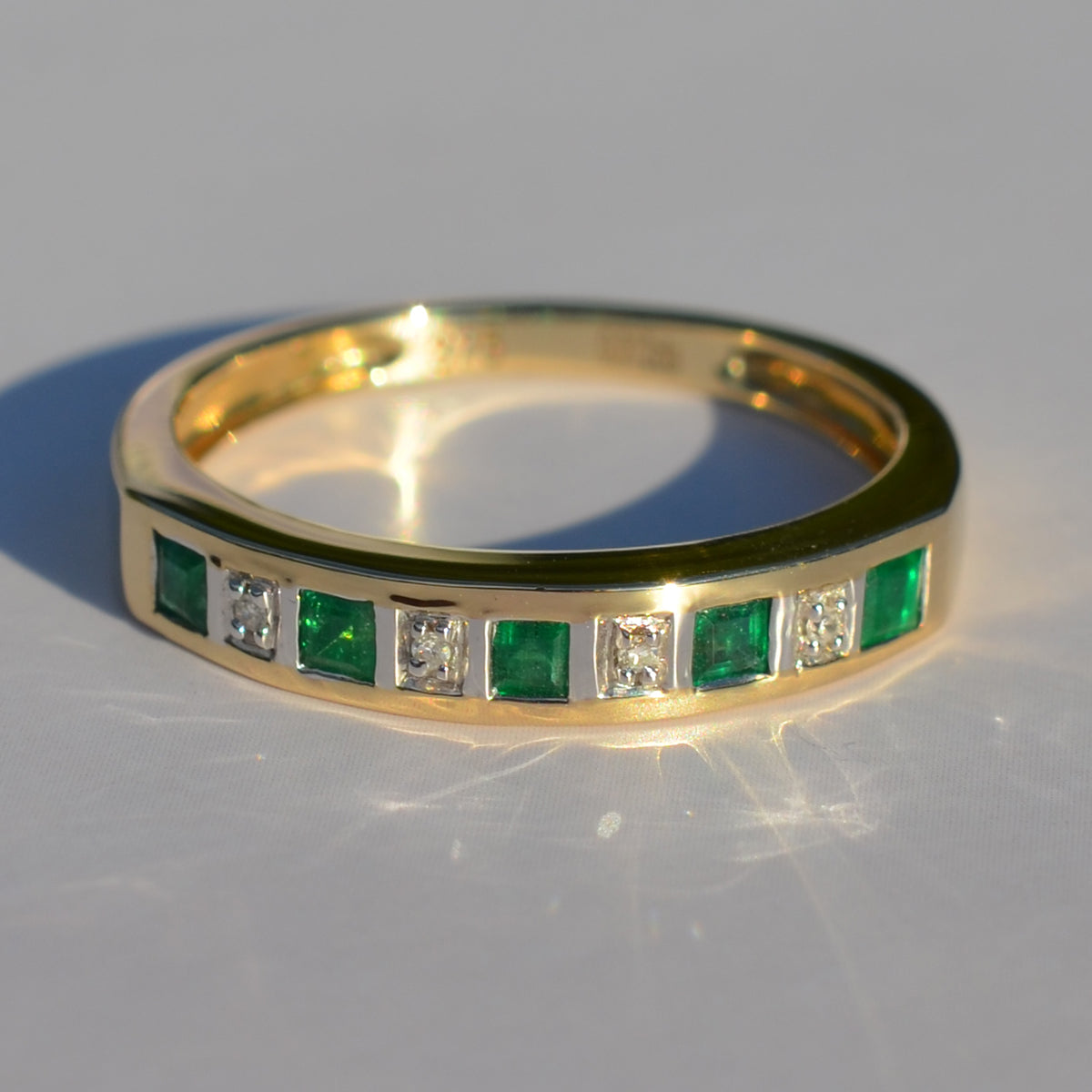 9ct Yellow Gold Emerald & Diamond Eternity Ring