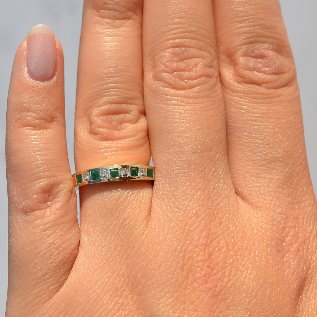 9ct Yellow Gold Emerald & Diamond Eternity Ring