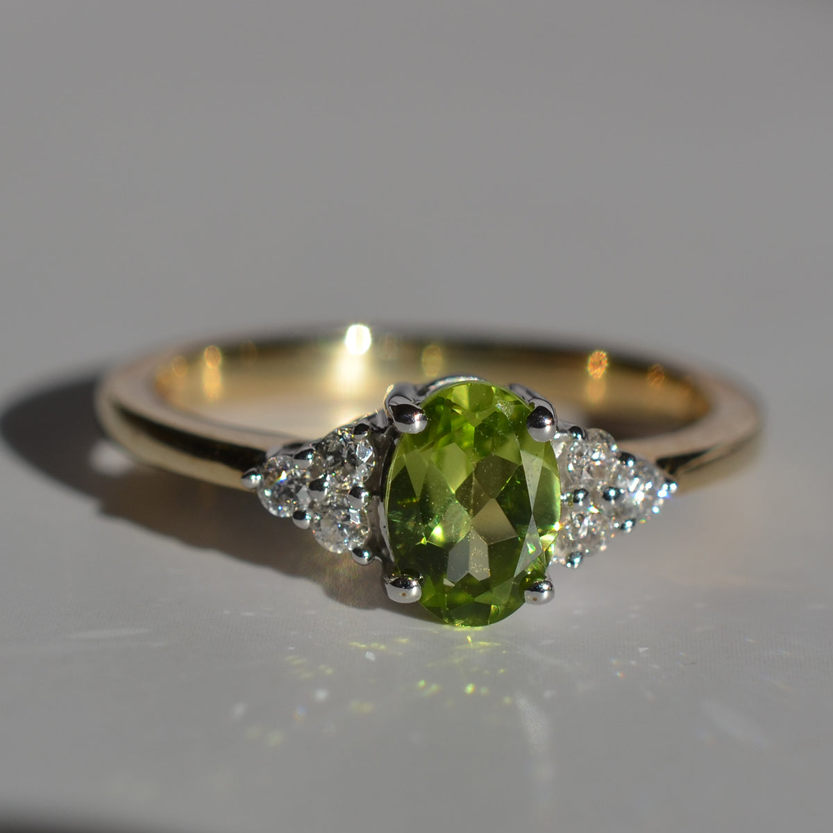 9ct Yellow Gold Peridot & Diamond Ring