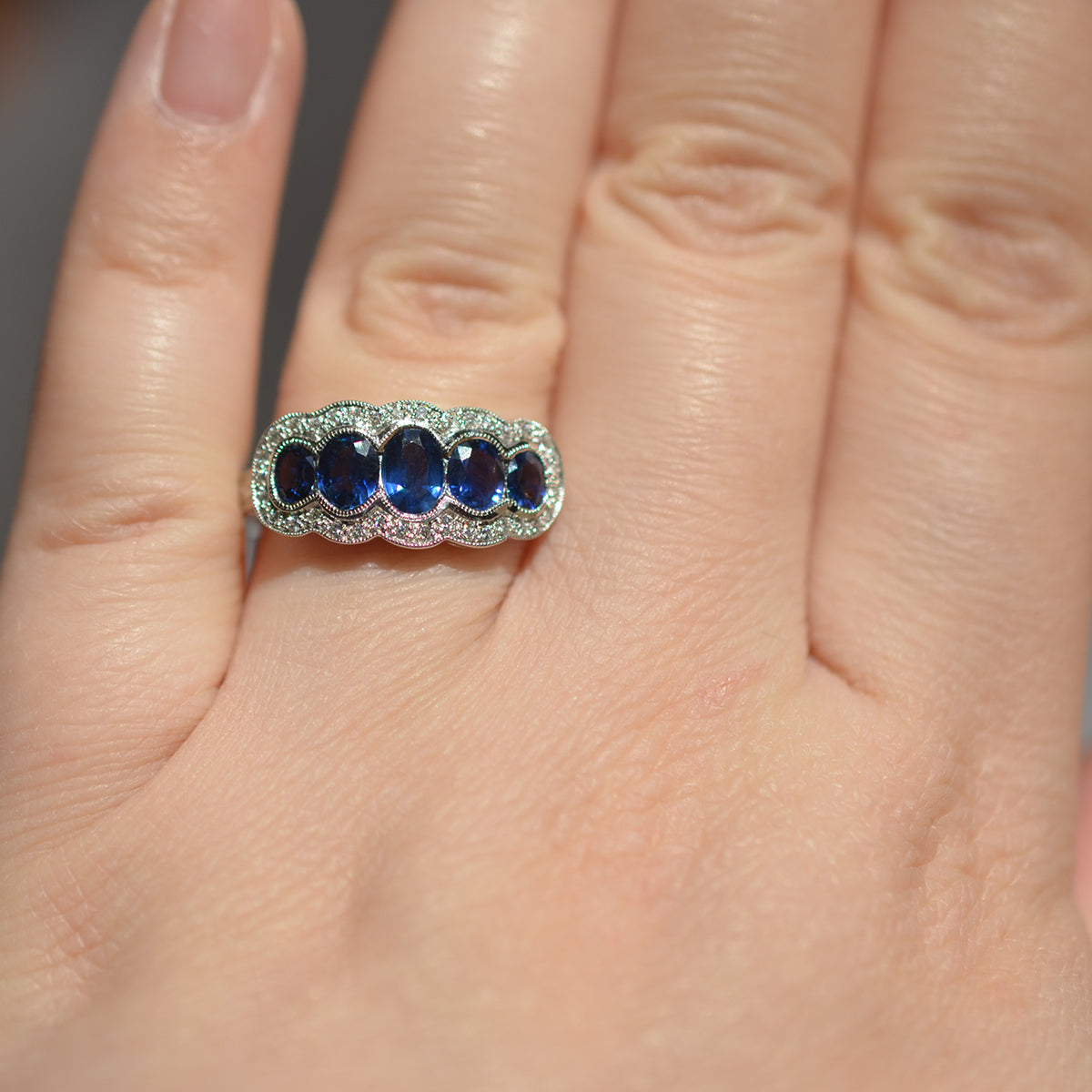 18ct White Gold Sapphire & Diamond Ring